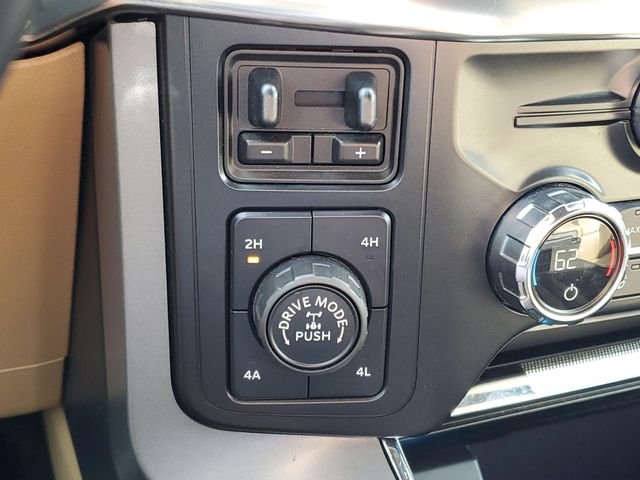 Used 2021 White Ford Lariat image 20