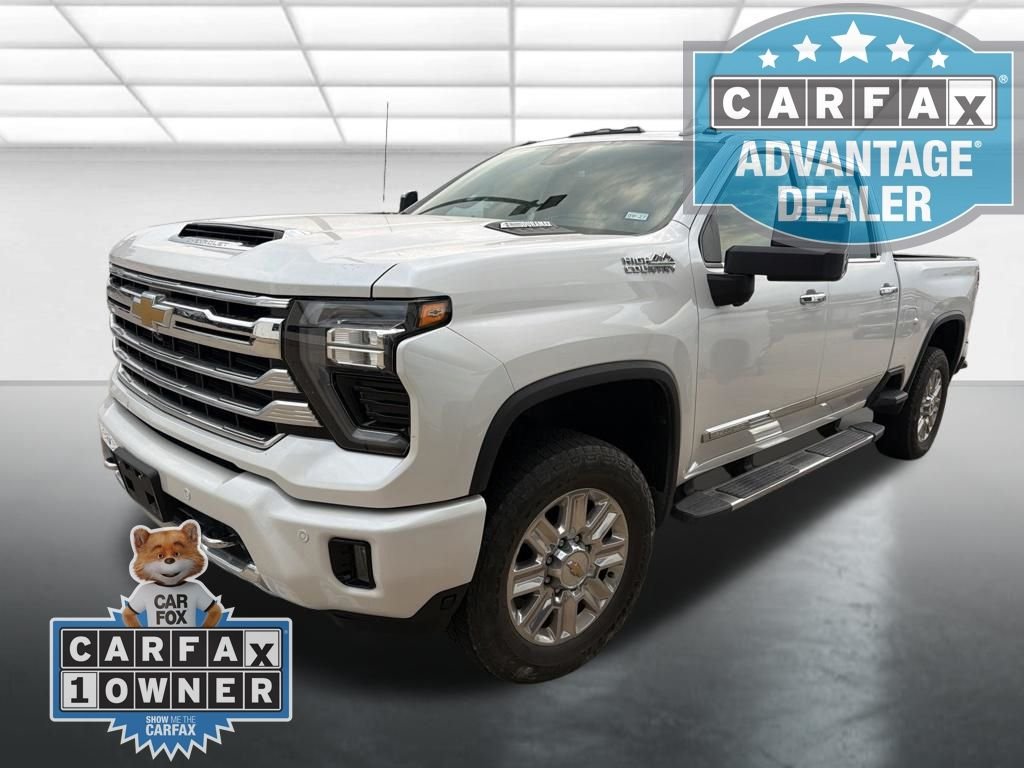 Used 2025 Iridescent Pearl Tricoat Chevrolet High Country image 7