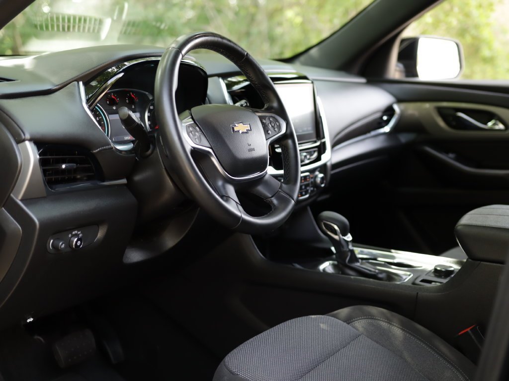 Used 2023 Mosaic Black Metallic Chevrolet LT Cloth image 9