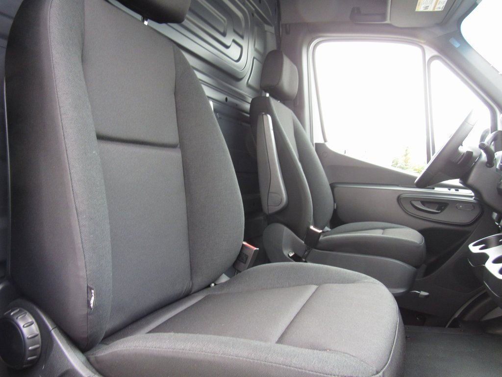 2025 Mercedes-Benz Sprinter Cargo Van Base - Photo 51