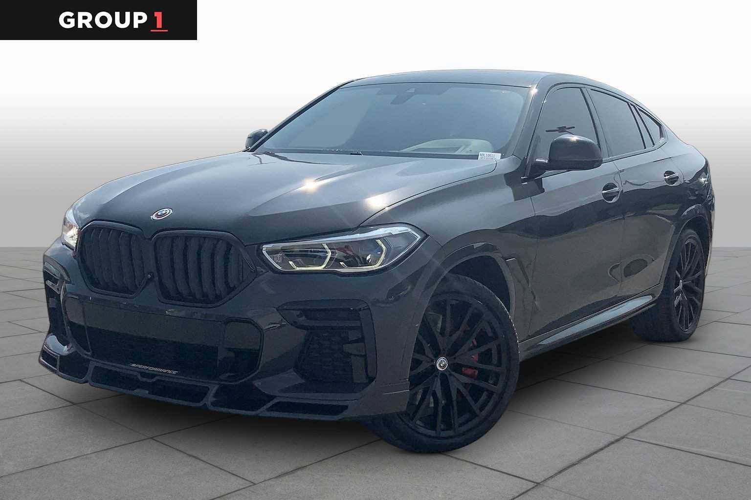 2022 BMW X6 M50i's photo