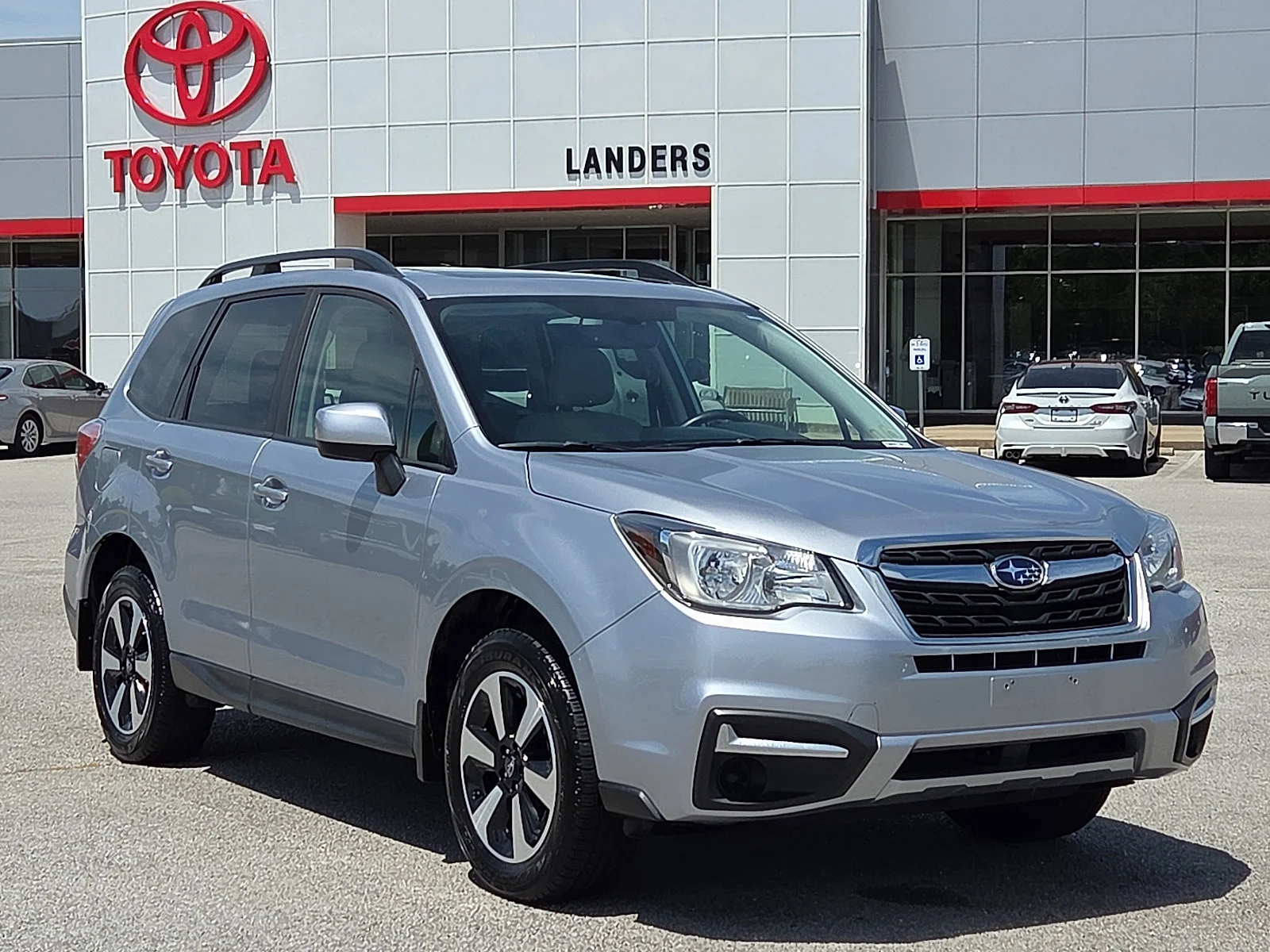 2018 Subaru Forester 2.5i Premium CVT's photo