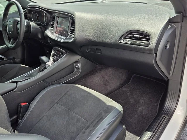Used 2018 White Dodge R/T image 15