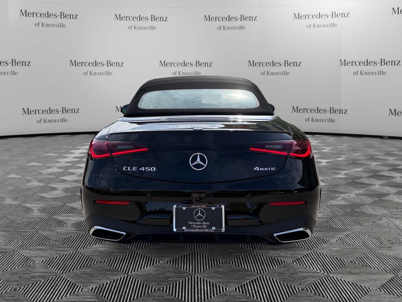 New 2026 Black Mercedes-Benz CLE 450 image 4