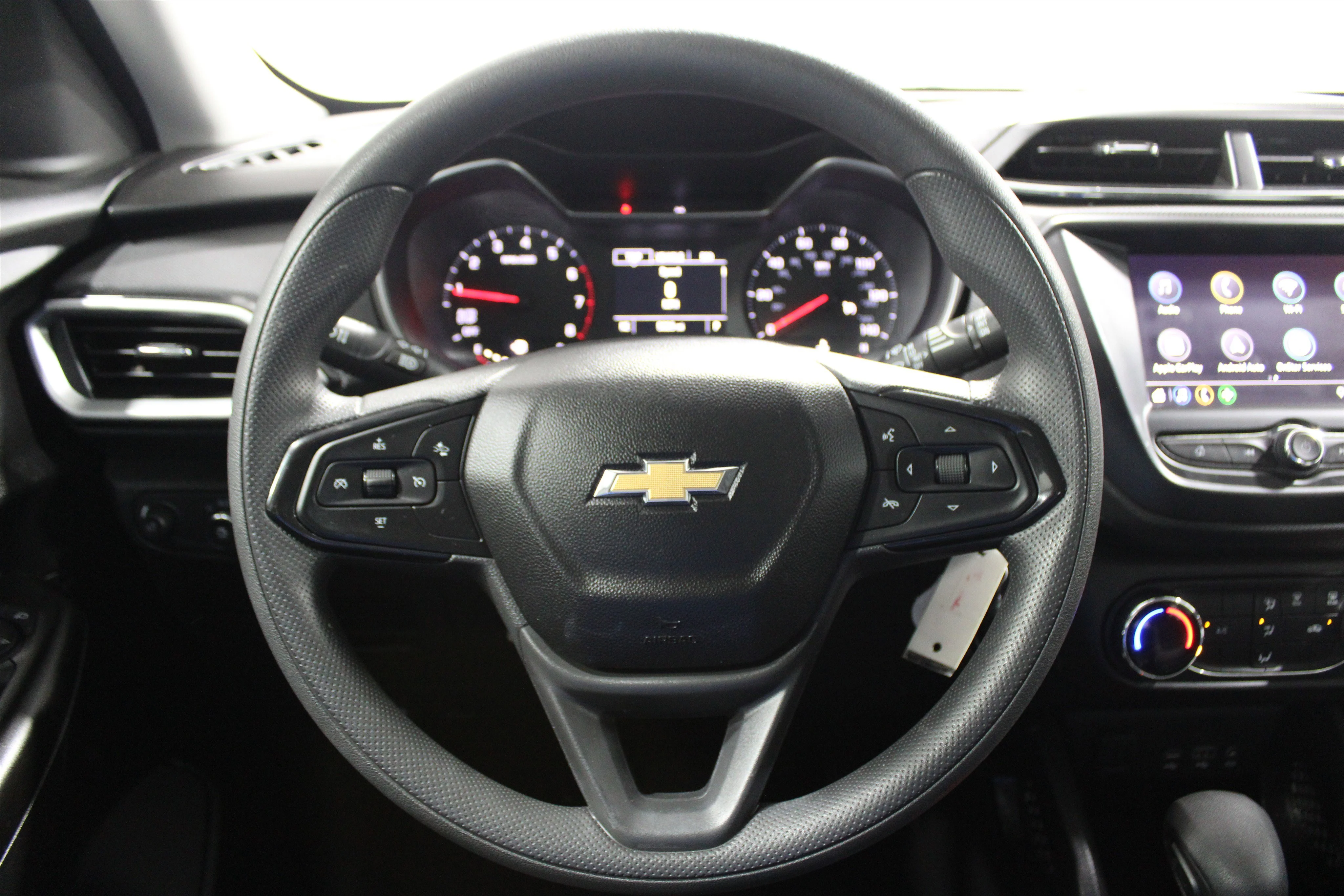 2023 Chevrolet TrailBlazer LS - Photo 9