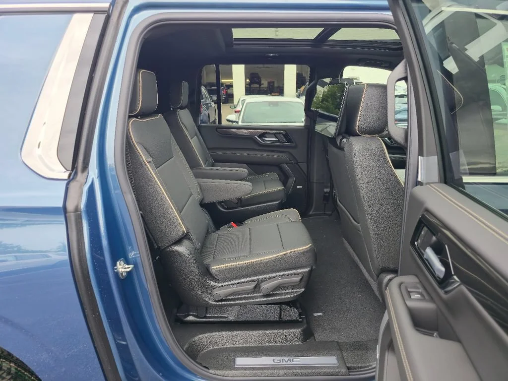 2026 GMC Yukon XL Elevation - Photo 28