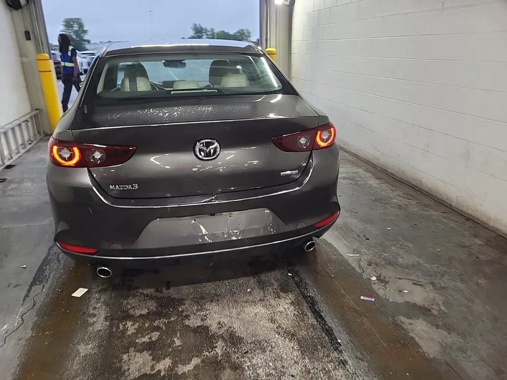 Used 2025 Gray Mazda 2.5 S Preferred Package image 10