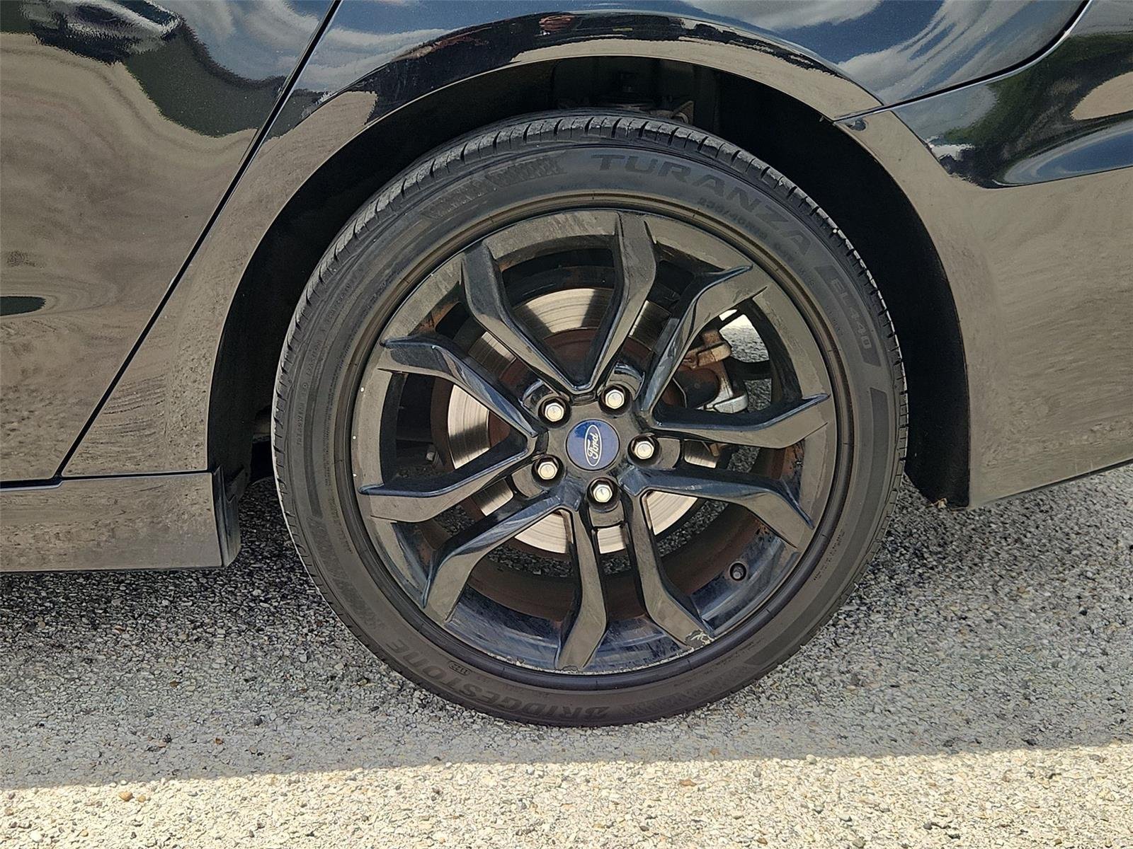Used 2019 Black Ford SEL image 31