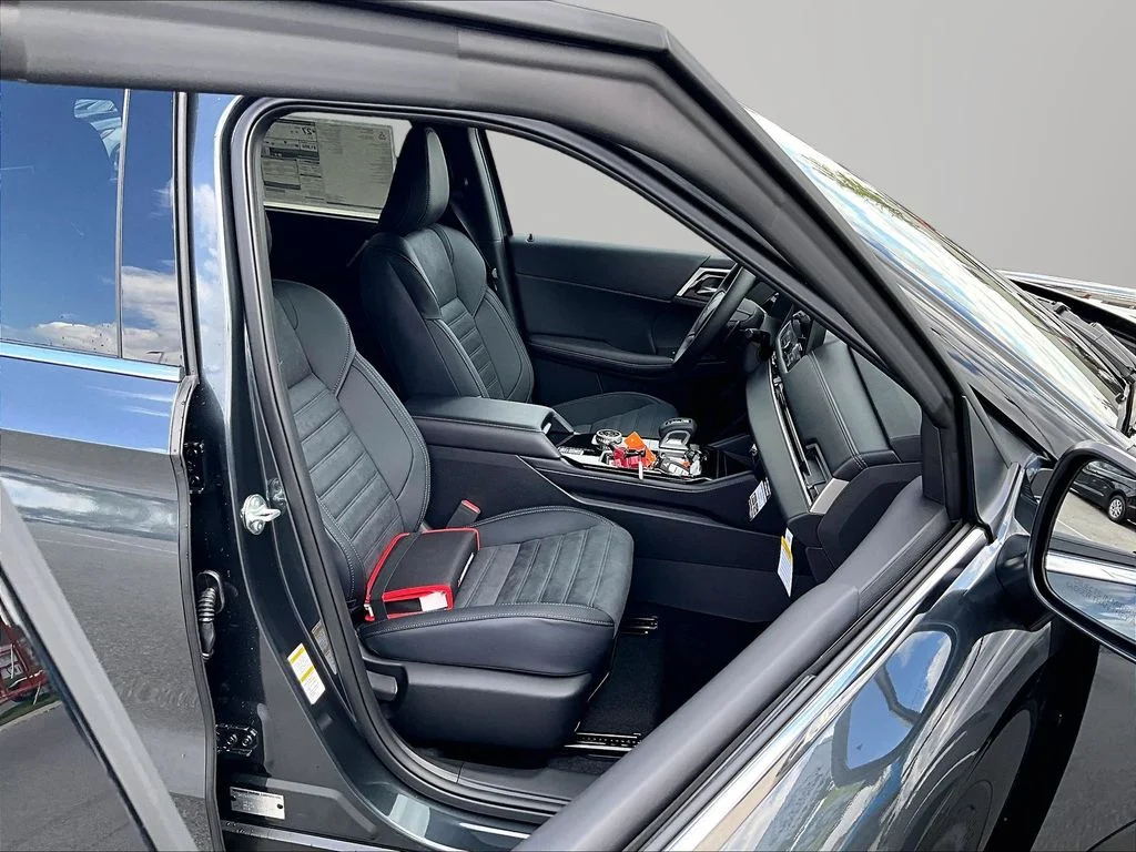 New 2026 Gray Mitsubishi LE image 12