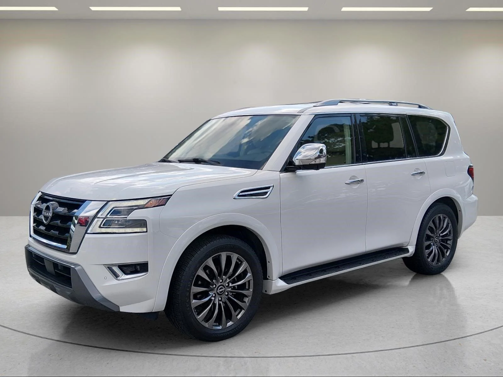 Used 2023 Aspen White Tricoat Nissan Platinum image 1