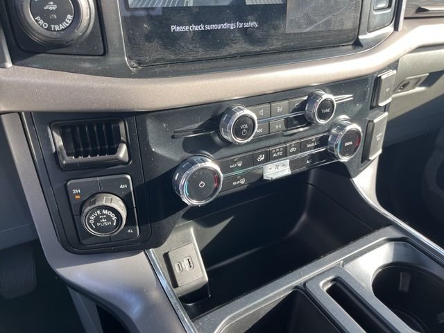 Used 2024 Gray Ford XLT image 25