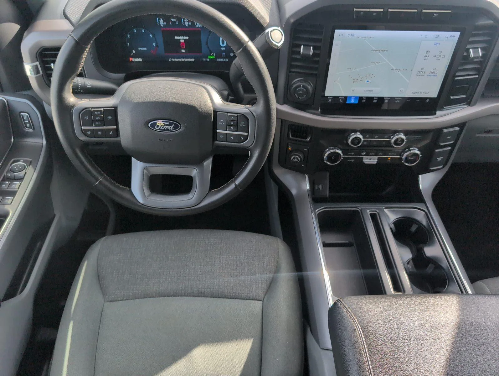 Used 2024 Iconic Silver Ford XLT image 30