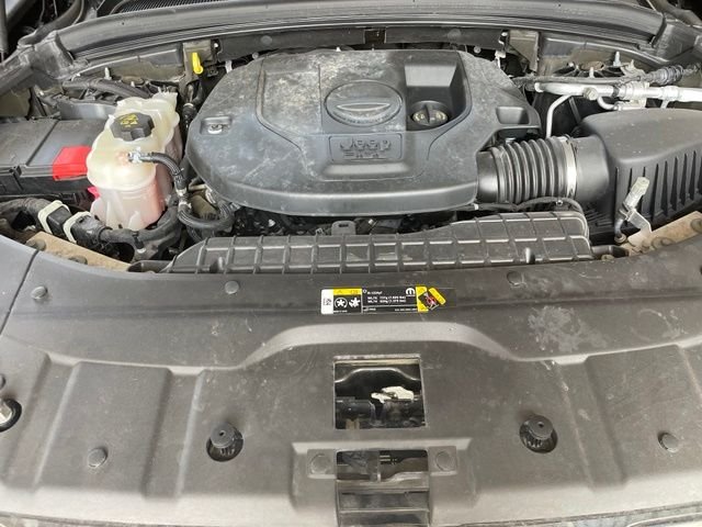 Used 2022 Black Jeep Overland image 30