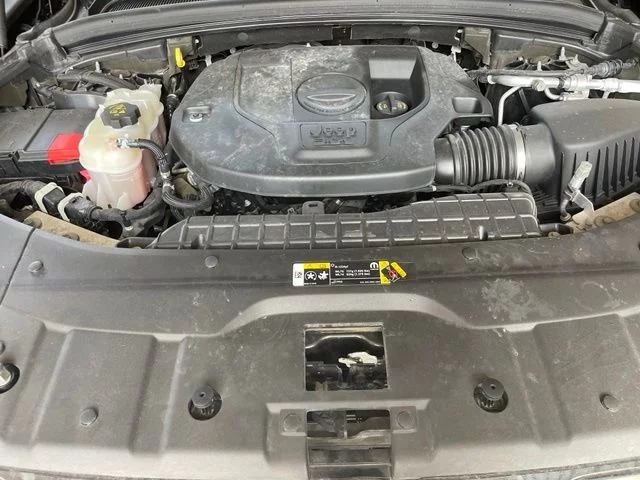 Used 2022 Black Jeep Overland image 30