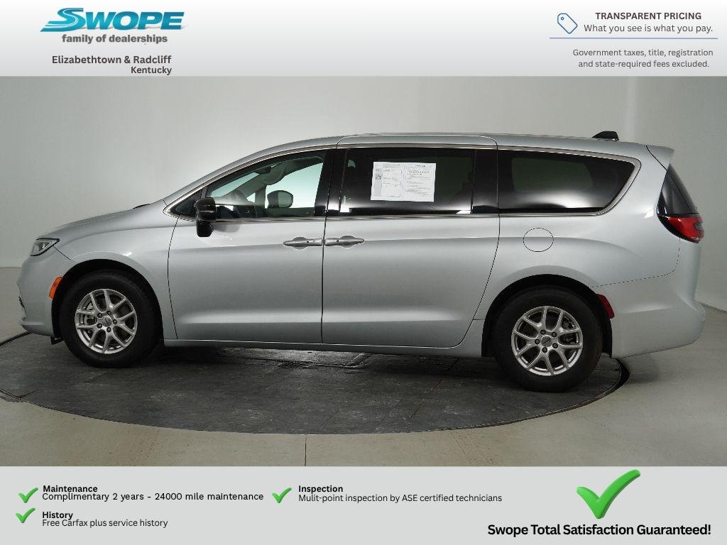 Used 2024 Silver Mist Clearcoat Chrysler Touring L image 6