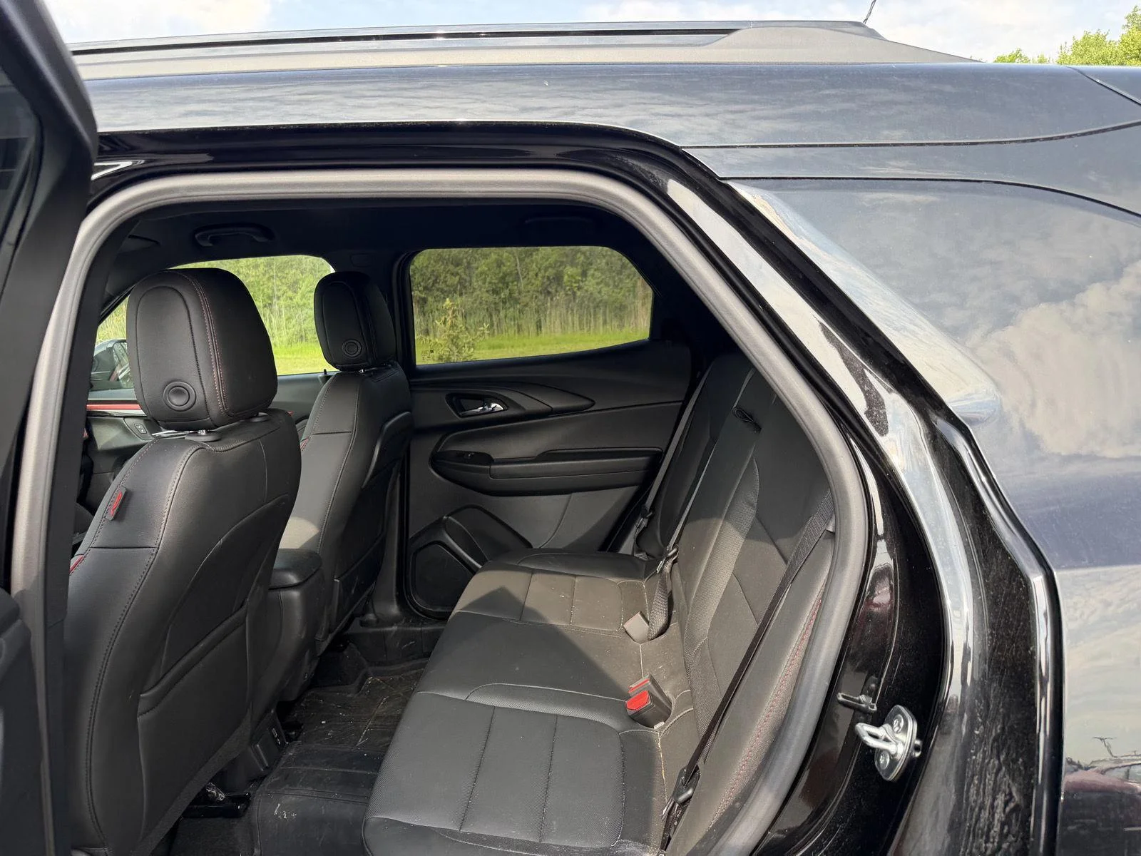 Used 2024 Mosaic Black Metallic Chevrolet RS image 11