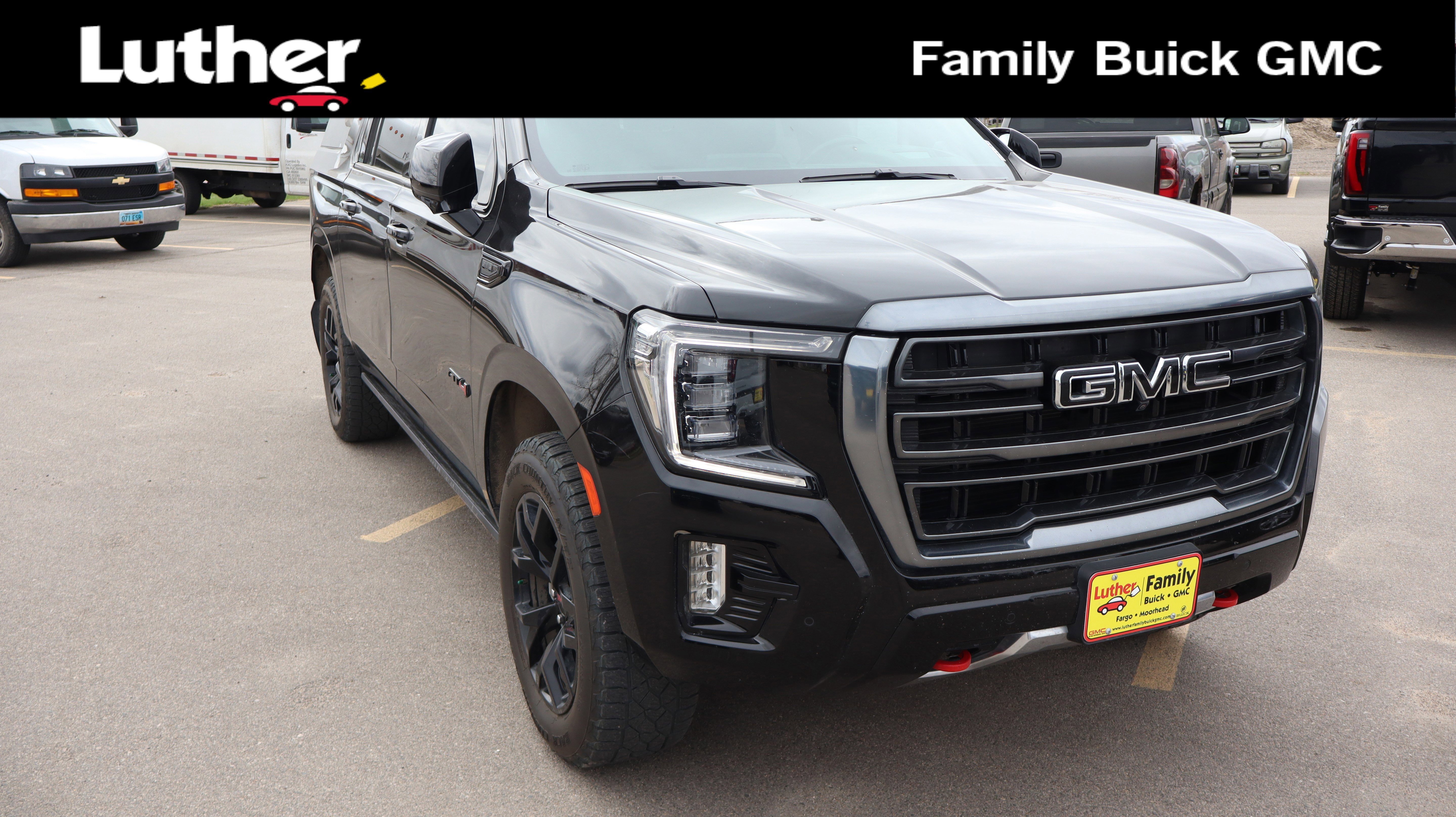 2022 GMC Yukon 4WD AT4's photo