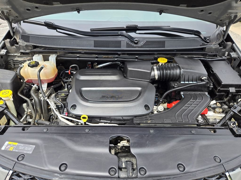 Used 2021 White Chrysler Touring L image 31