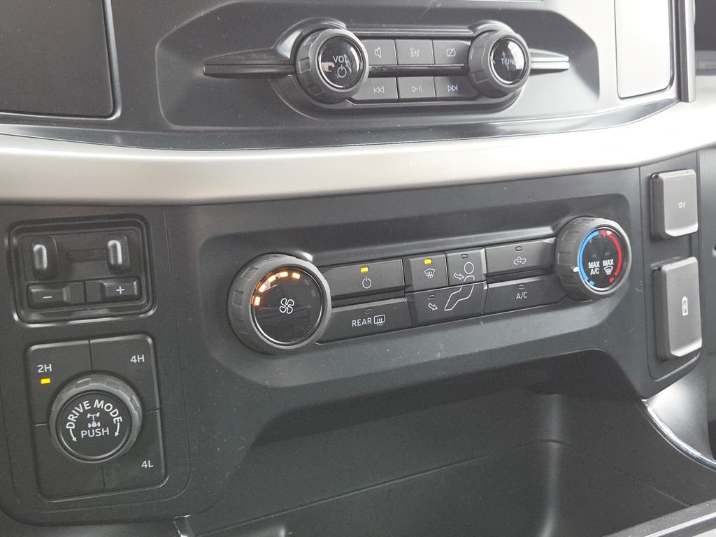 Used 2022 White Ford XL image 26