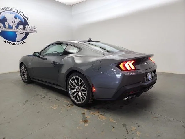 2025 Ford Mustang GT Premium Fastback - Photo 5