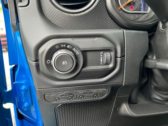 New 2026 Hydro Blue Pearl-Coat Exterior Paint Jeep Rubicon image 21