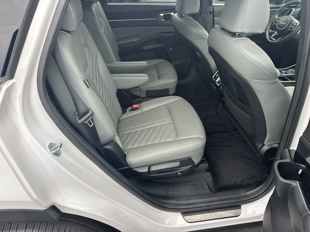 Used 2024 White Kia X-Line SX Prestige image 15