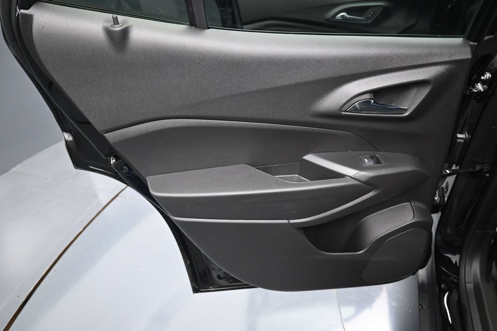 Used 2026 Black Chevrolet ACTIV image 28