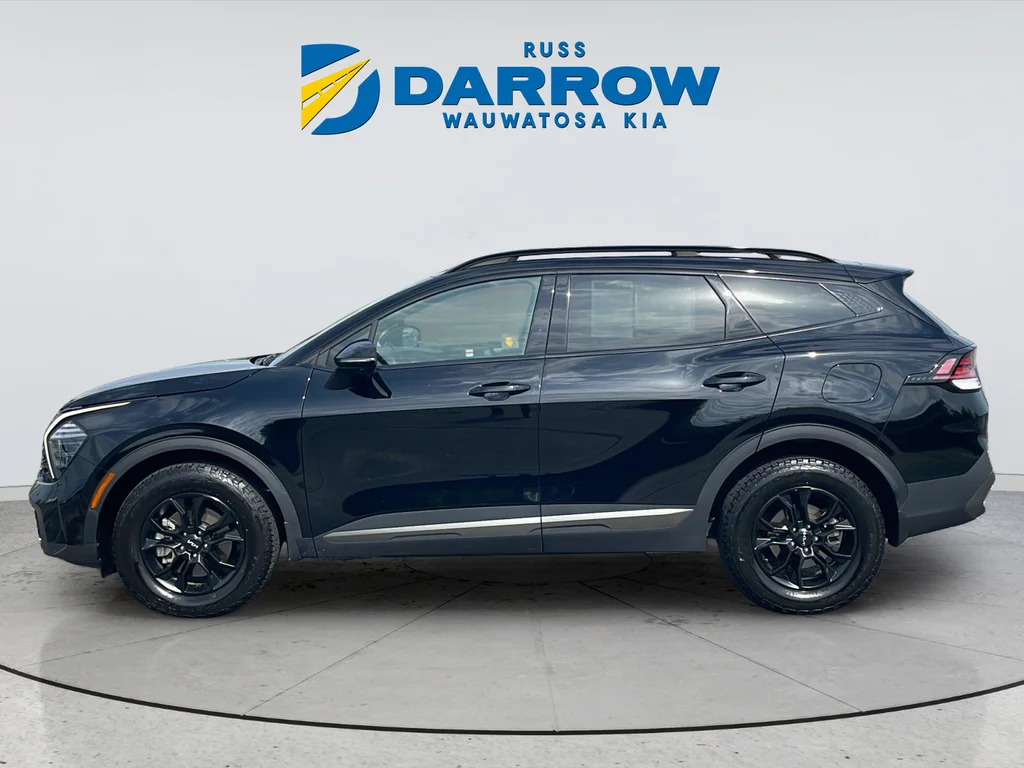 Used 2023 Black Kia X-Pro Prestige image 2
