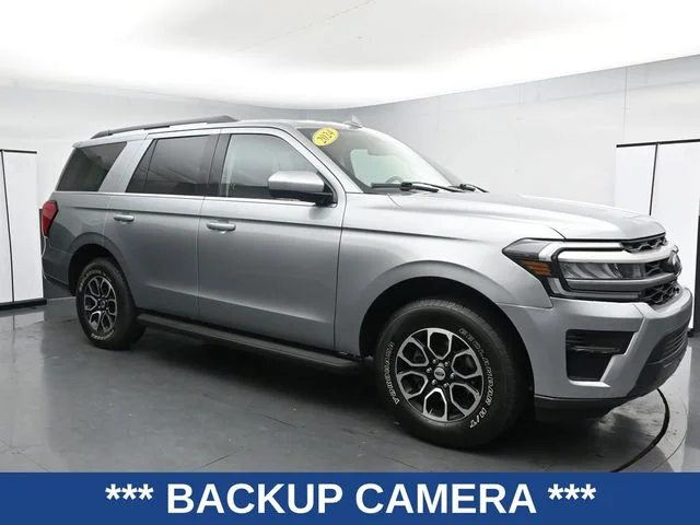 Used 2024 Silver Ford XLT image 1