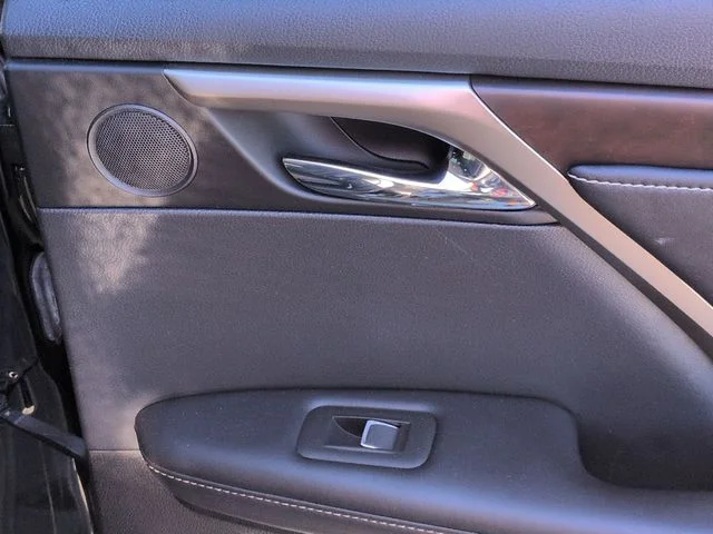 Used 2021 Black Lexus 350 image 34