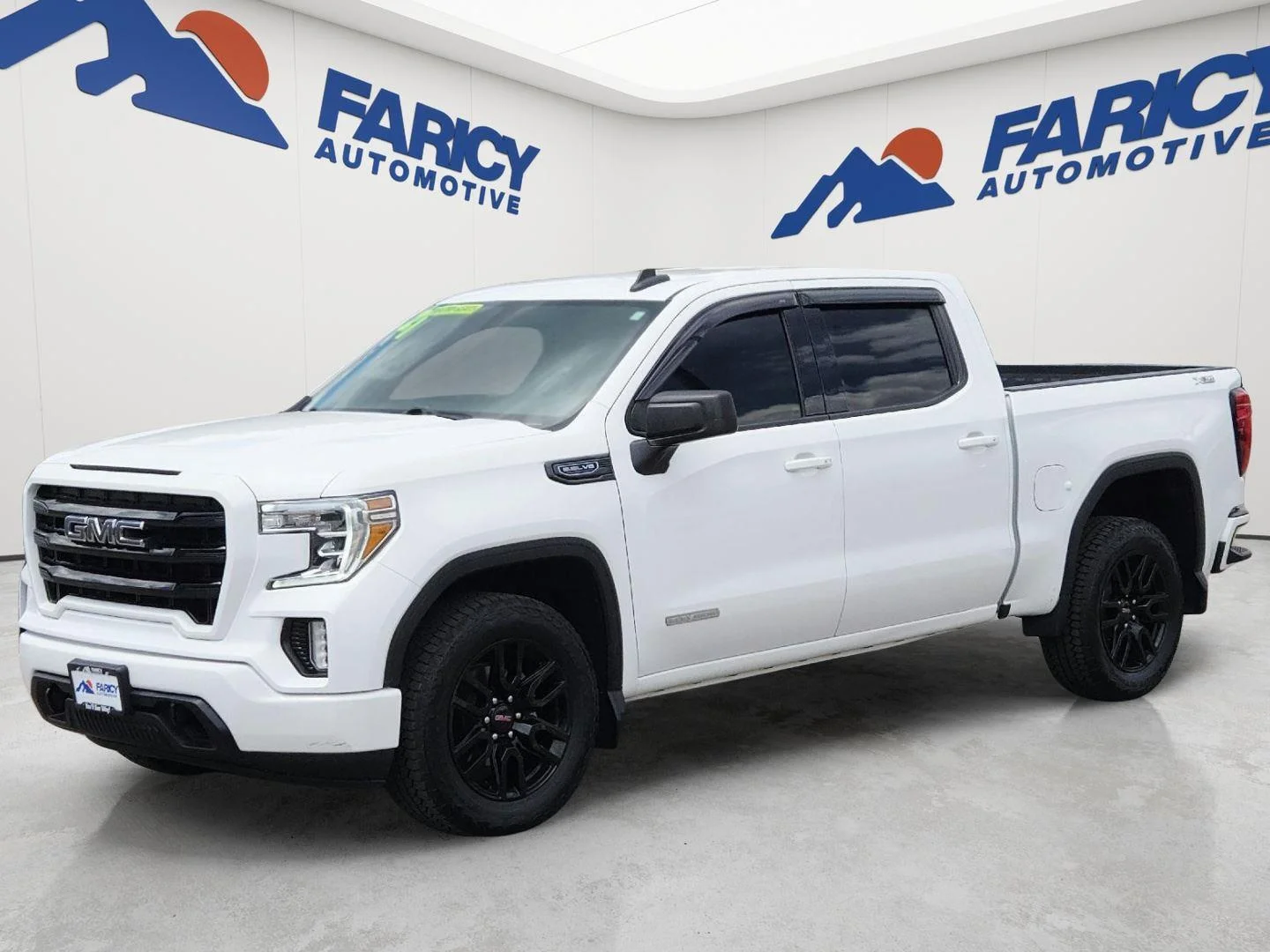 Used 2021 Summit White GMC Elevation image 1