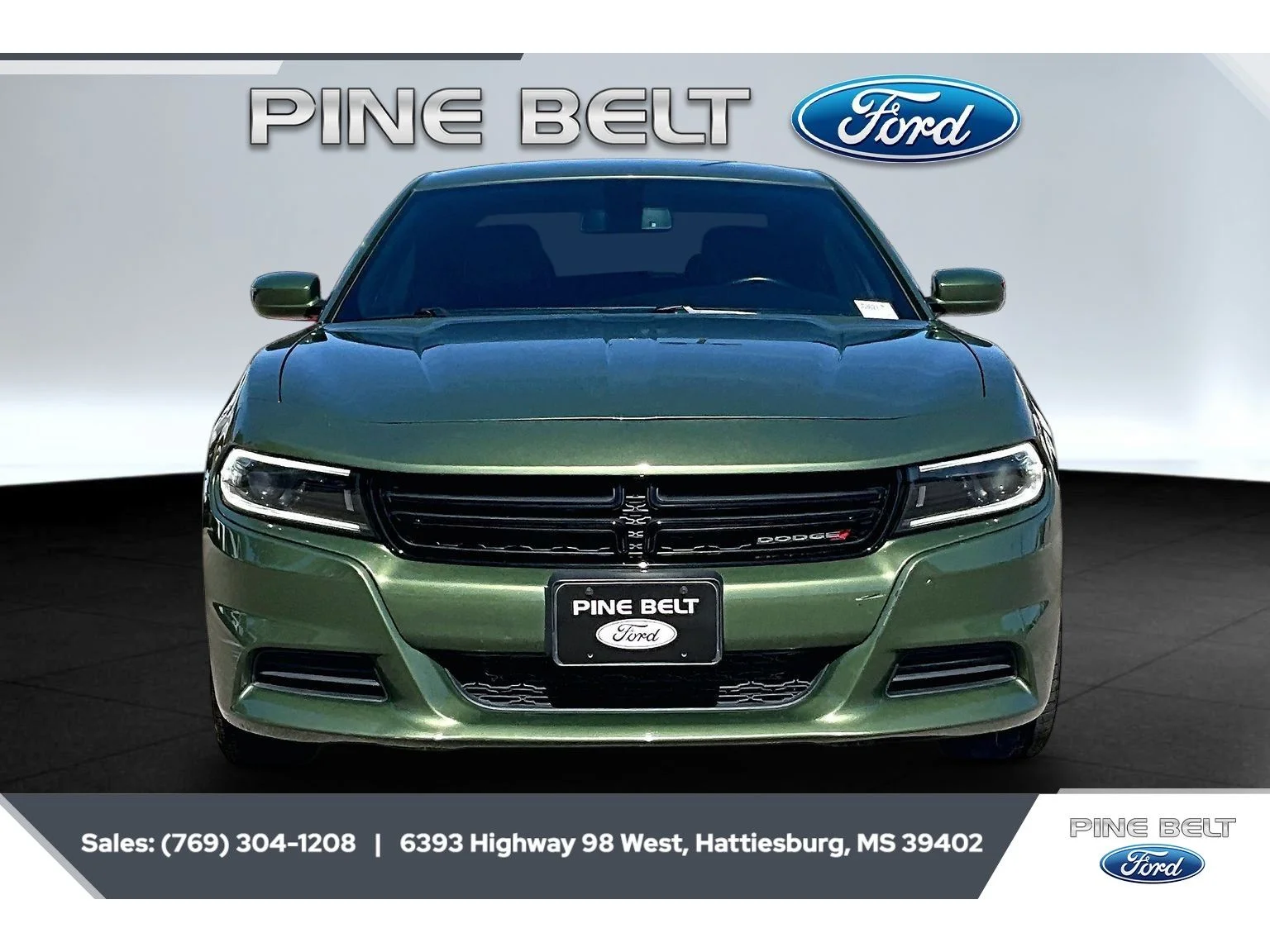 Used 2022 F8 Green Dodge SXT image 3