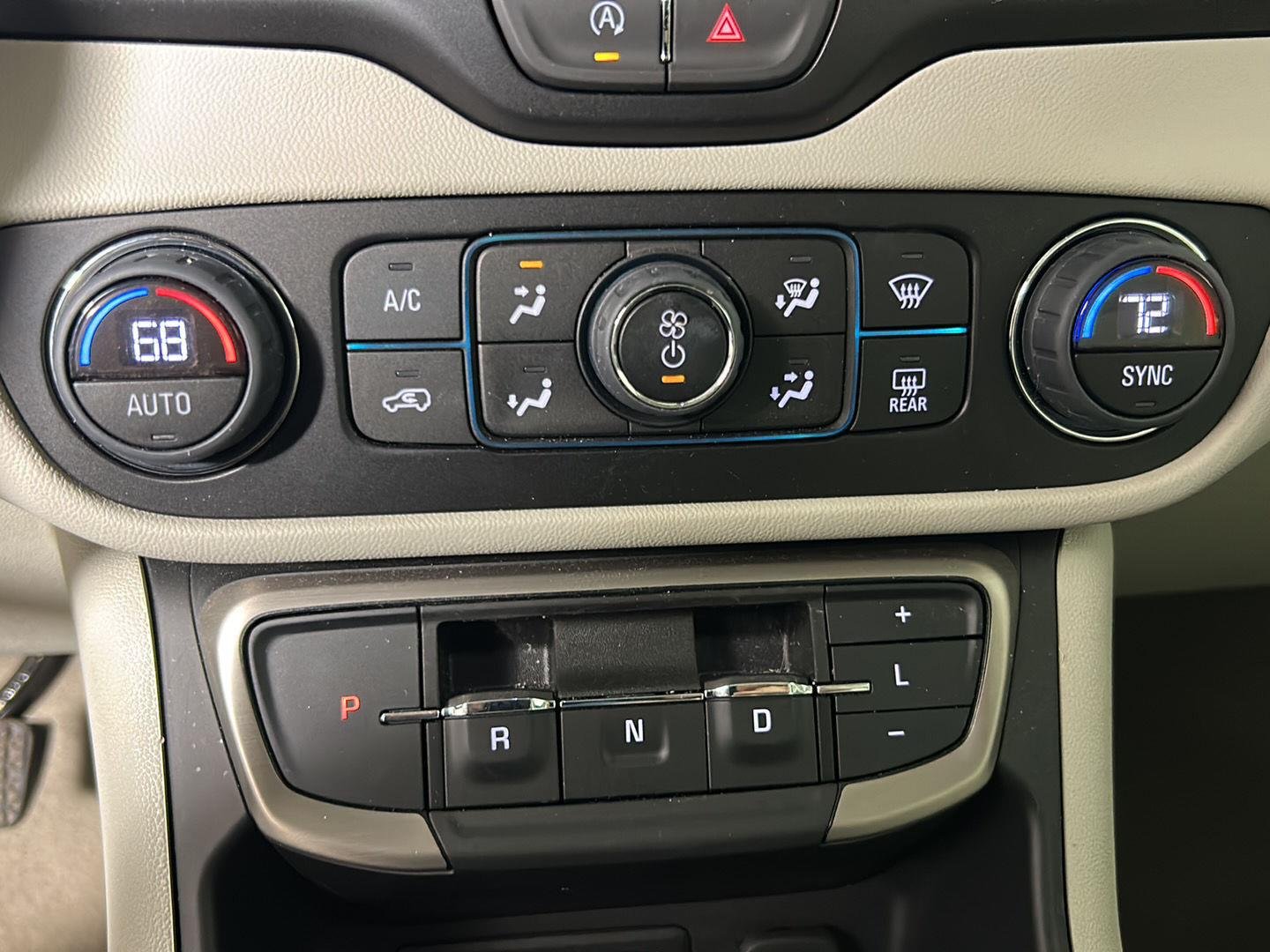 Used 2024 Summit White GMC Denali image 21