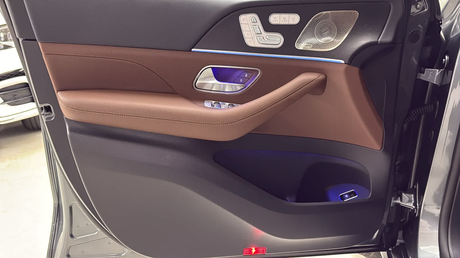 New 2026 Selenite Grey Metallic Mercedes-Benz GLE 350 image 15