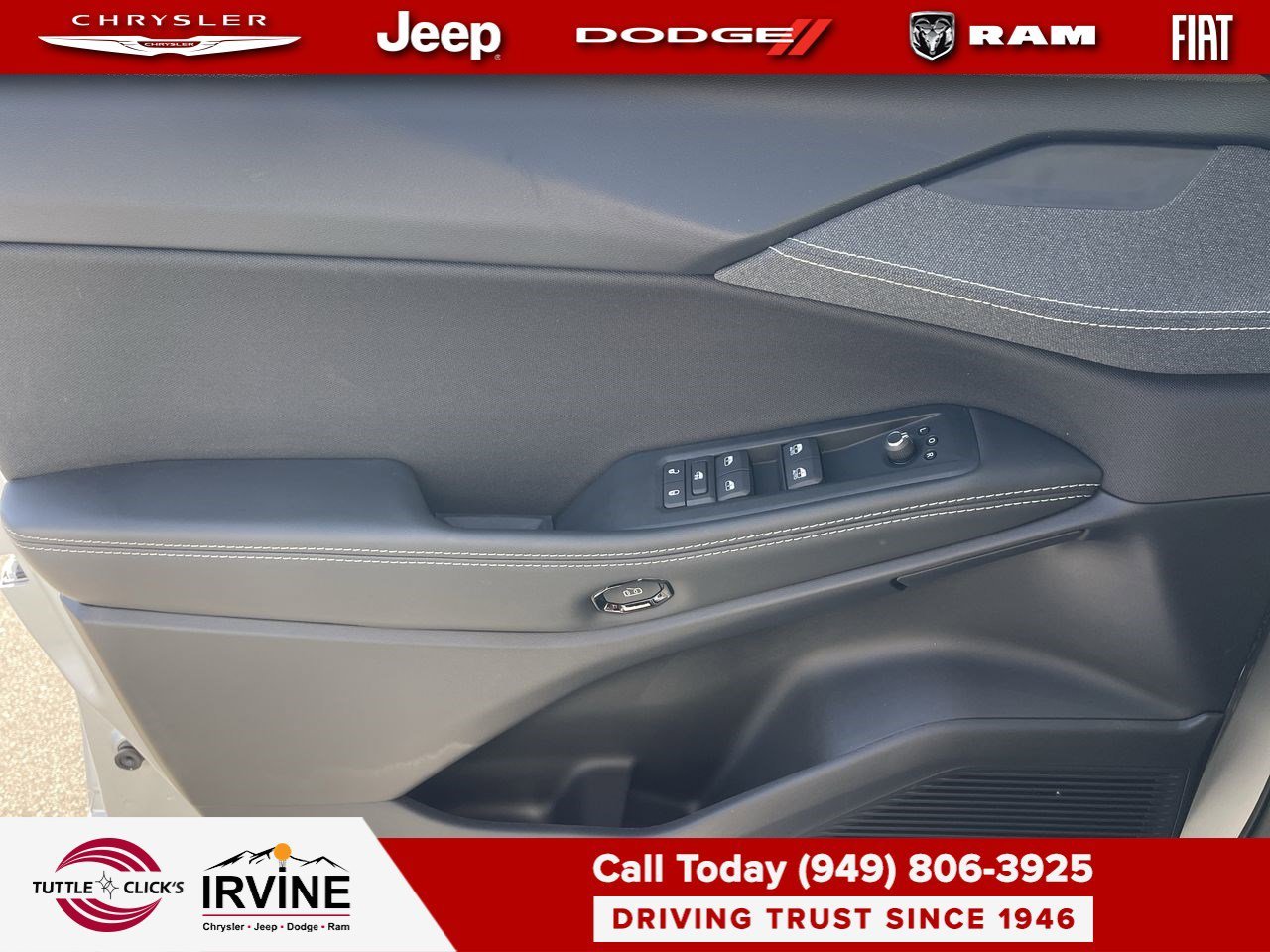 New 2026 Silver Zynith Clear-Coat Exterior Paint Jeep Laredo image 20