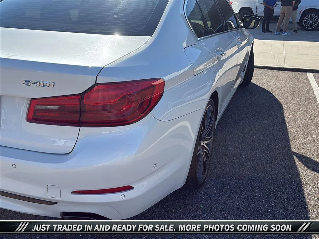 Used 2017 White BMW 540i image 5
