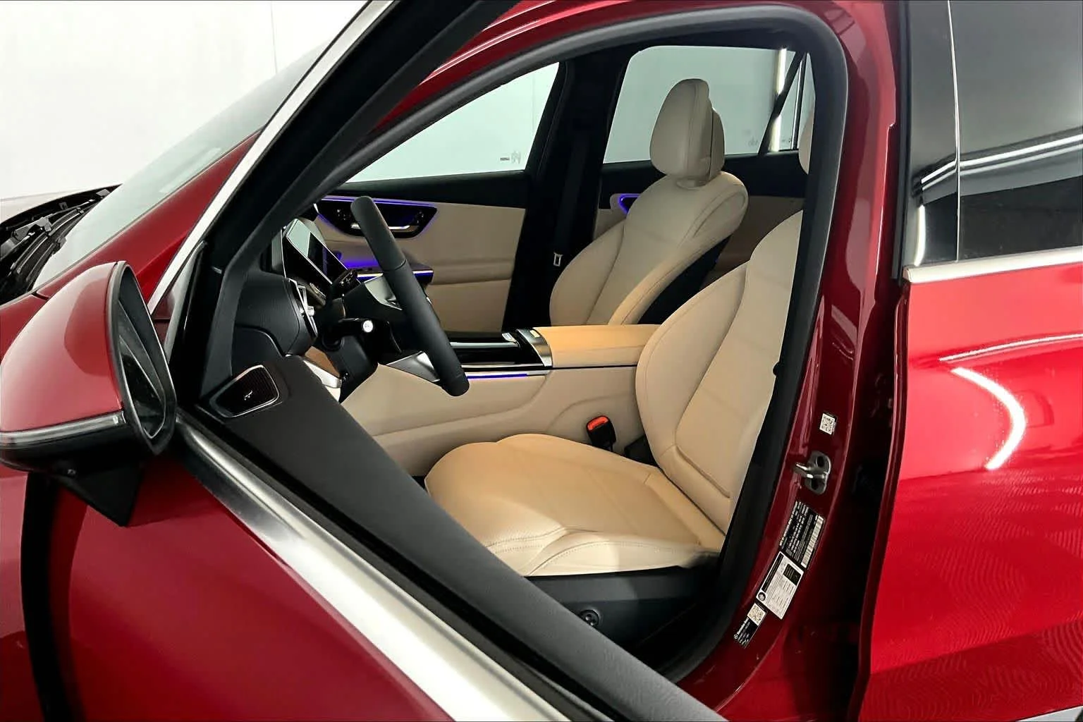 New 2026 MANUFAKTUR Patagonia Red Metallic Mercedes-Benz GLC 300 image 14