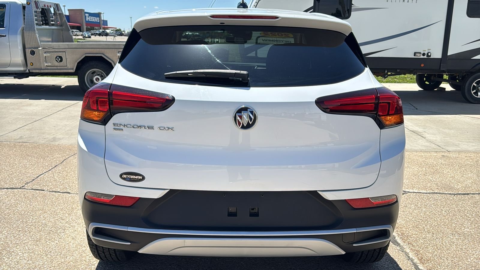 Used 2022 White Buick Preferred image 11