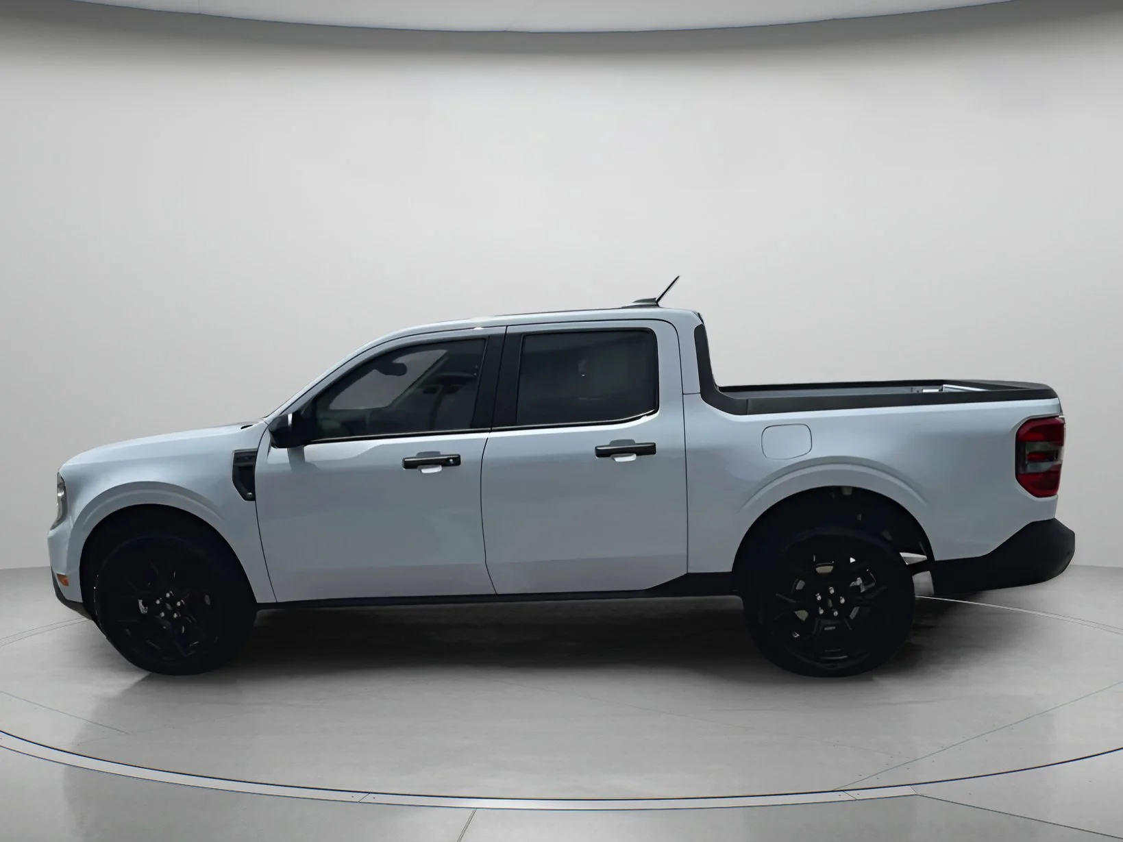2025 Ford Maverick XLT - Photo 16