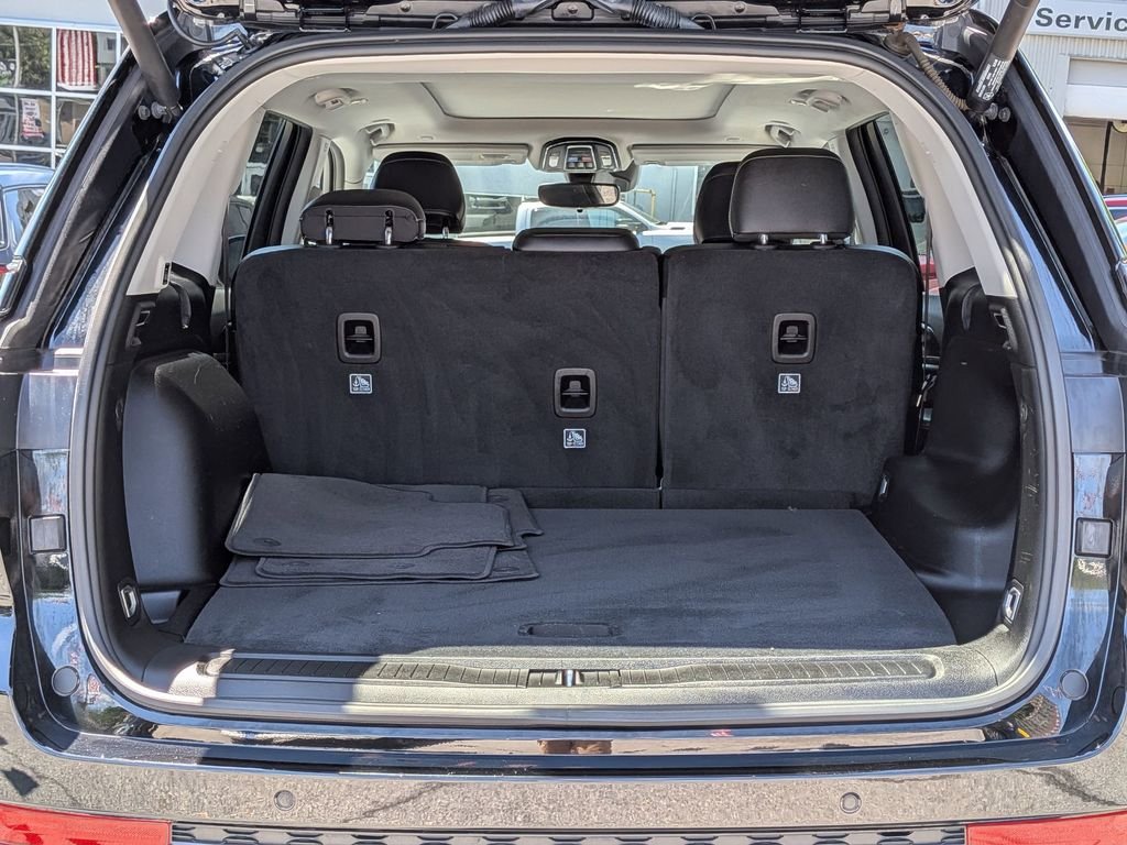 Used 2023 Black Jeep Limited image 8