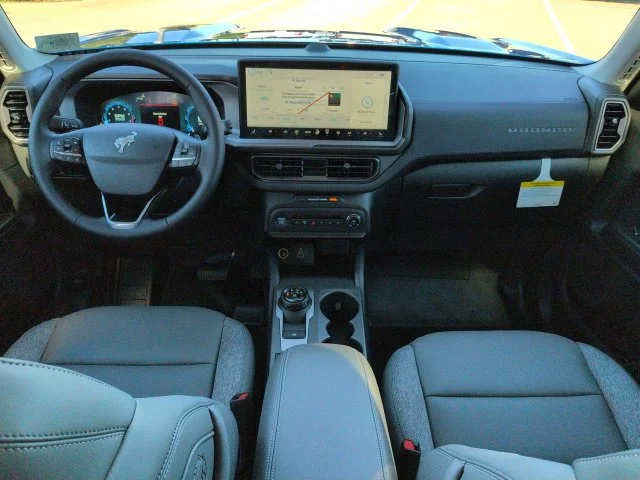 New 2026 Velocity Blue Metallic Ford Badlands® image 15