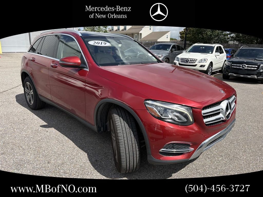 2019 Mercedes-Benz GLC GLC300's photo