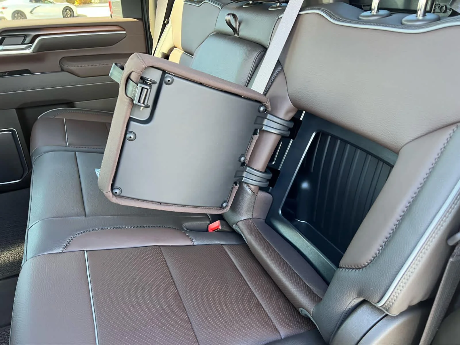 2026 GMC Sierra 3500HD Denali - Photo 33