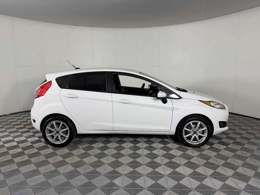 Used 2019 White Ford SE image 4