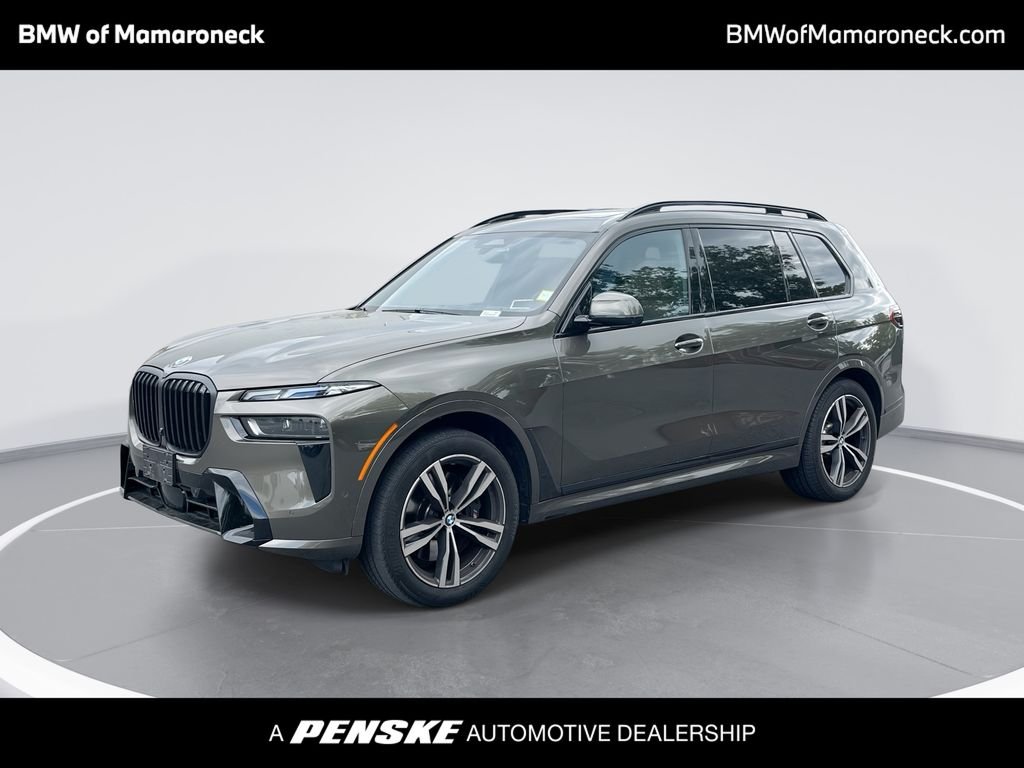 2023 BMW X7 xDrive40i's photo
