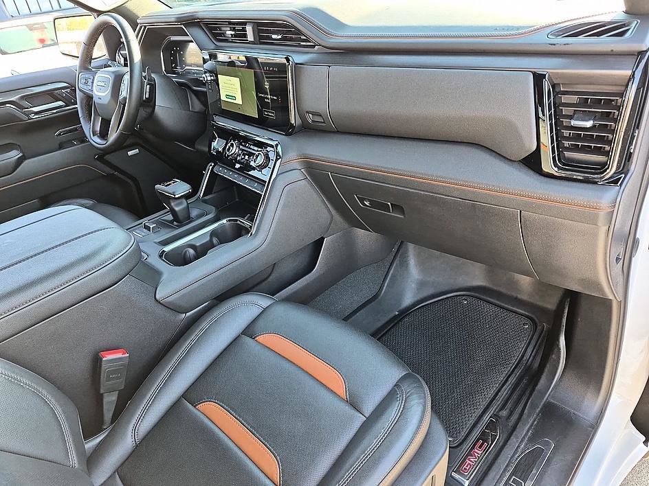 Used 2024 Summit White GMC AT4 image 37