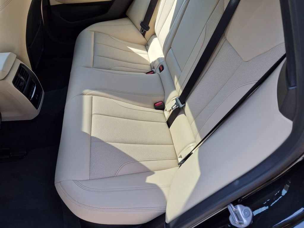Used 2024 Black BMW M50 image 28