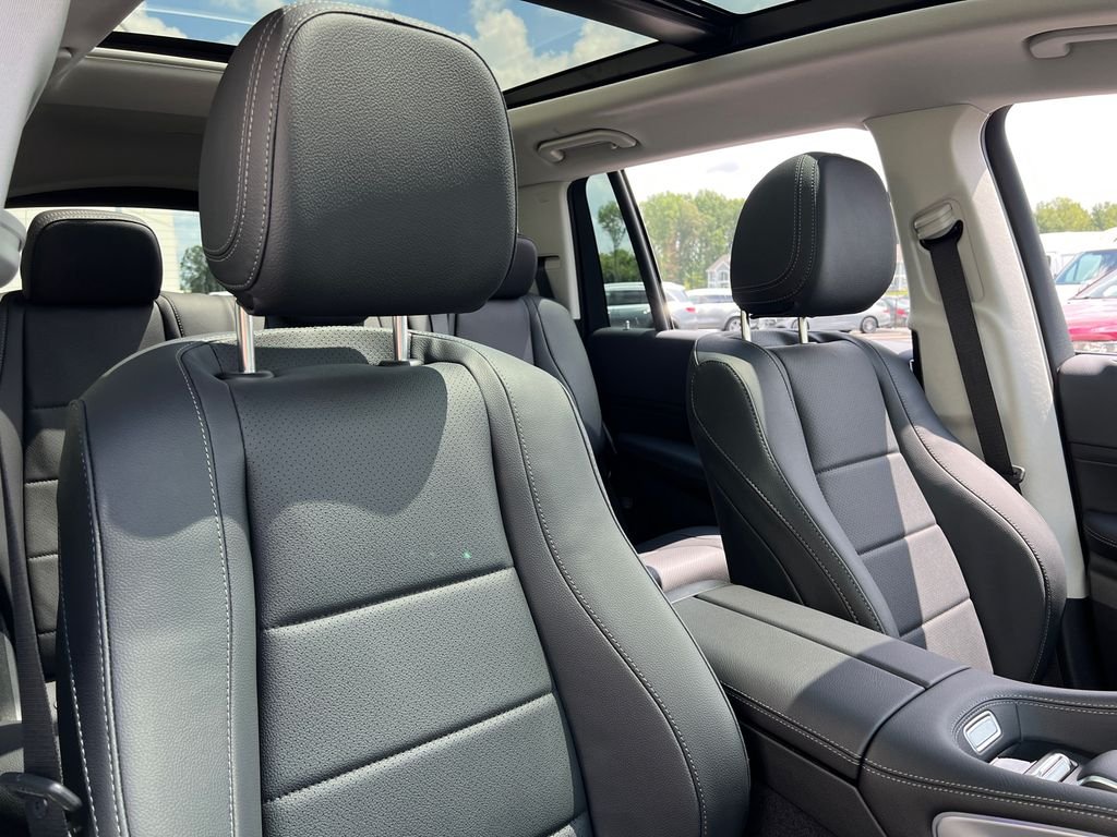 New 2026 Black Mercedes-Benz GLS 450 image 29