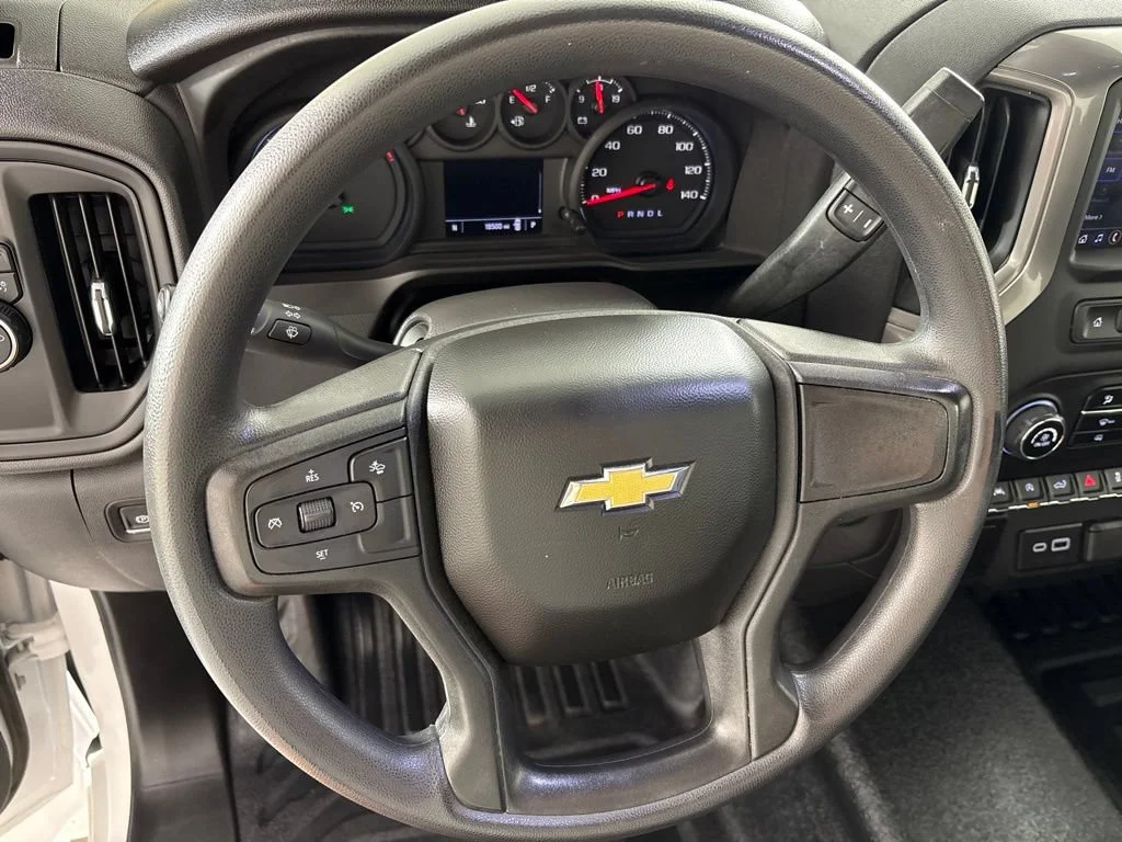 Certified Used 2025 Summit White Chevrolet WT image 27