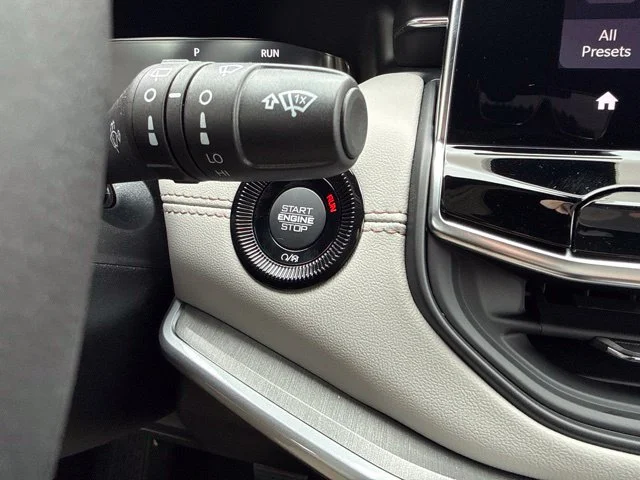 New 2027 Black Jeep Limited image 18